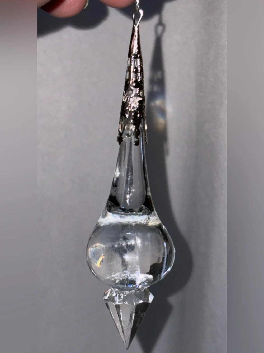 VTG Dazzling Drop Christmas ornaments Lot Of 4  Faceted Acrylic Silver Top